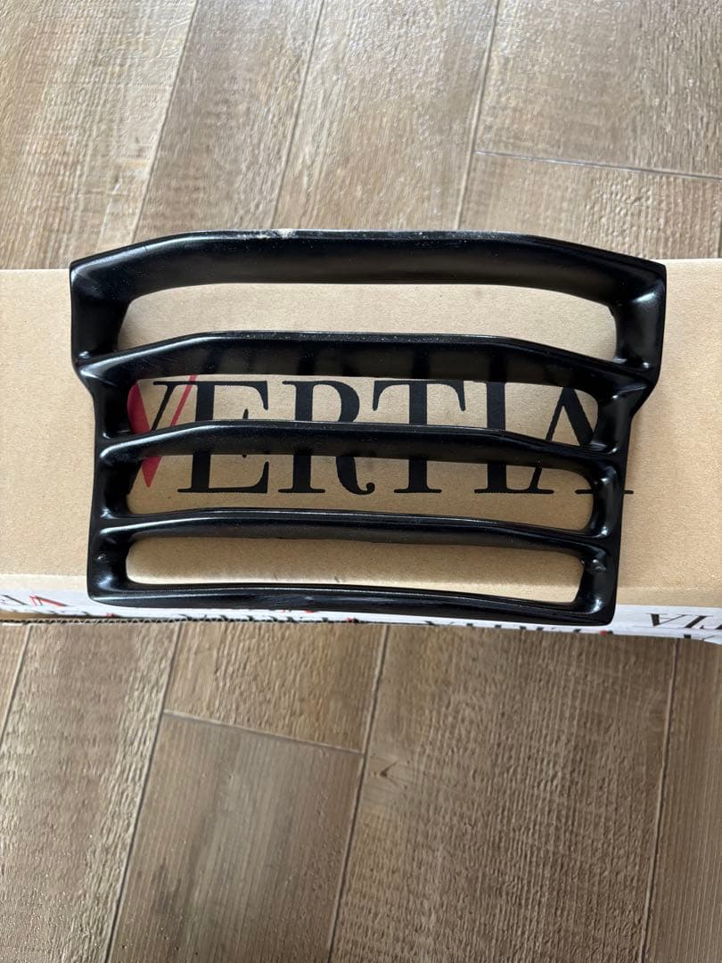 ちび黒様 ZRX1200 ダエグ VERTIA ヘッドライトルーバー