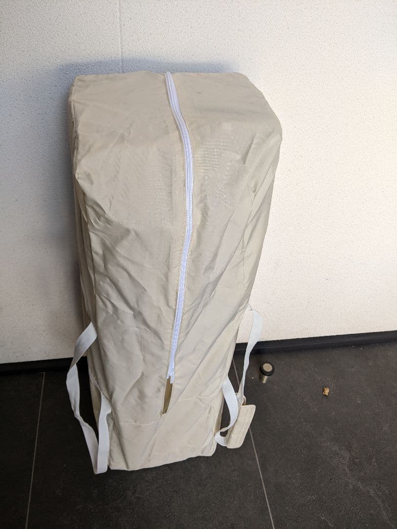 【極美品】　アップリカ　ココネルエアー　ベビーベッド　折り畳み