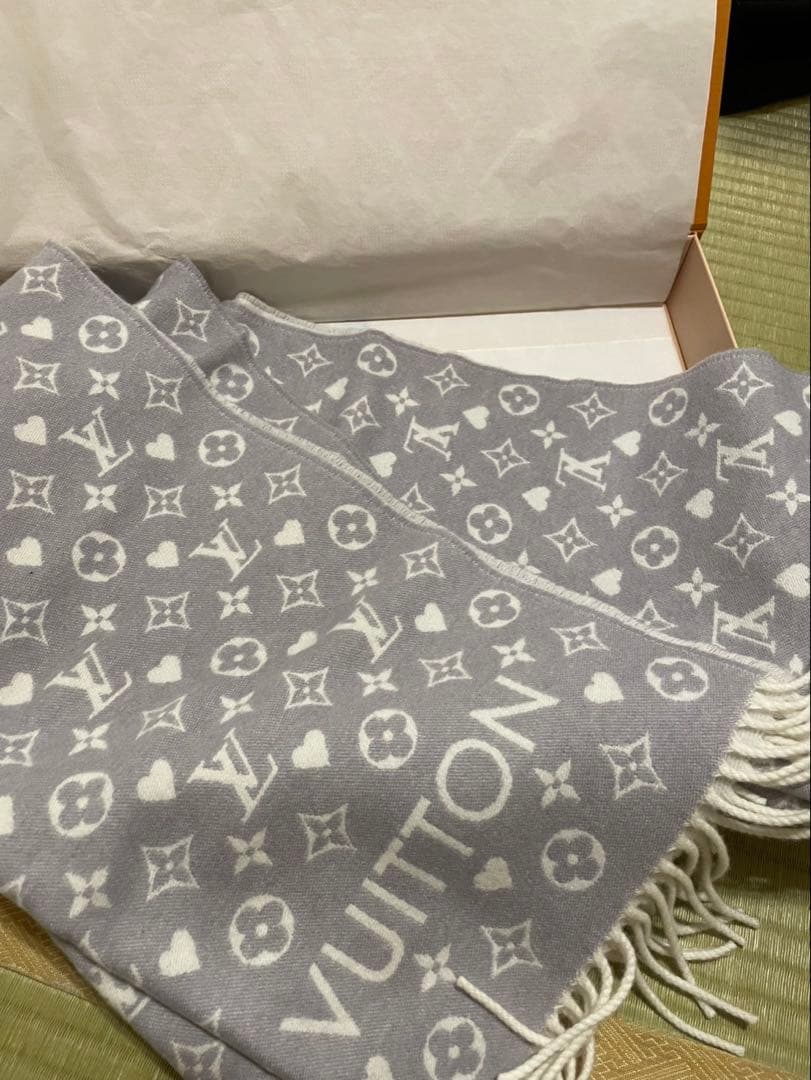louisvuitton マフラー・ゲーム・オン　グレー　カシミヤマフラー