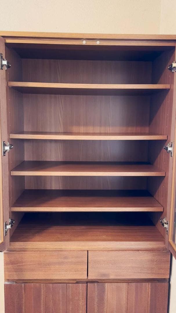 unico ストラーダ（木枠）食器棚／カップボード　※前面無垢材