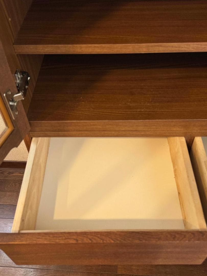 unico ストラーダ（木枠）食器棚／カップボード　※前面無垢材