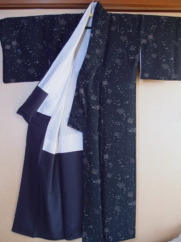 染め小紋（小花、古典文）裄66 正絹