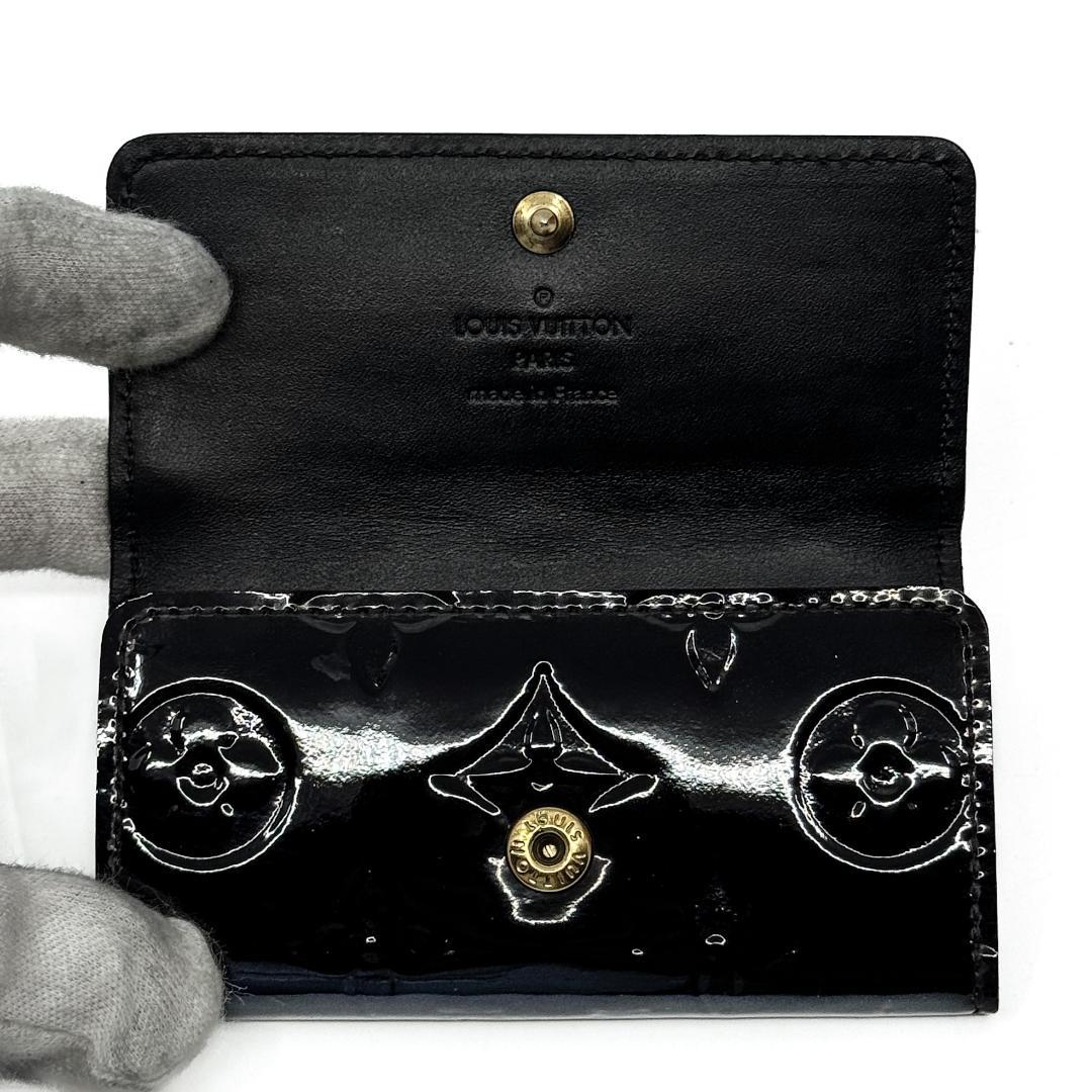 ゆー　超美品　ルイヴィトン　ヴェルニ　4連キーケース　エナメル　ブラック