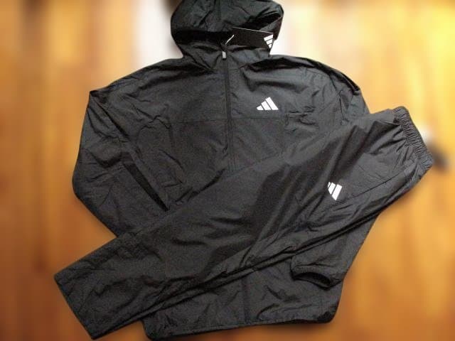 新品　adidas　ウインドブレーカー上下セットLサイズ