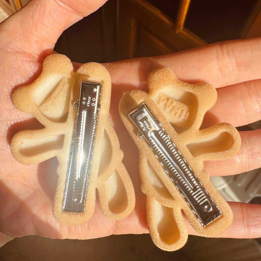 YVMIN クマちゃん　ヘアクリップ 左右 セット ペア