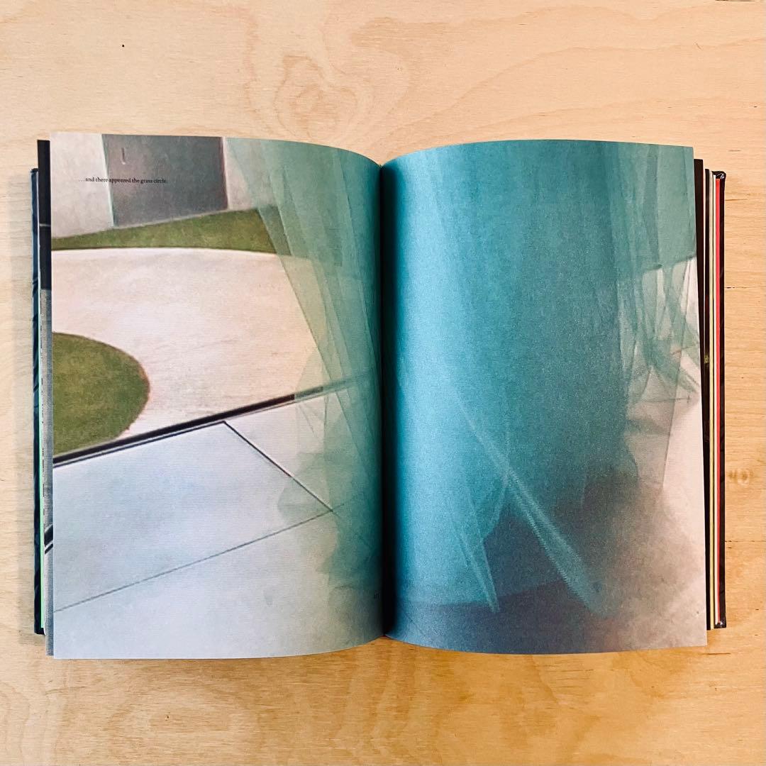 Inside Outside Petra Blaisse ペトラ・ブレーゼ作品集