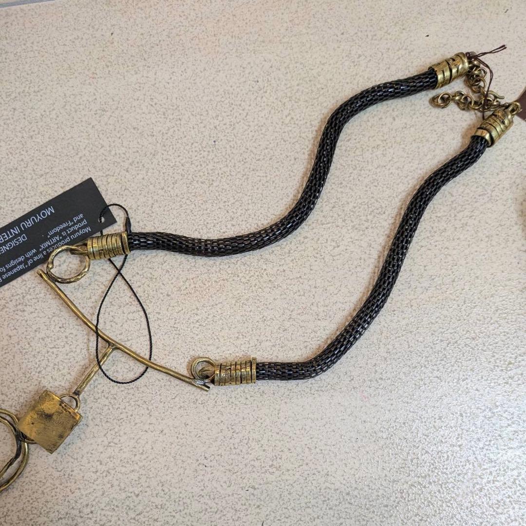 レオꔛꕤ　萌MOYURU デザインネックレス　ワイヤータイプ未使用品