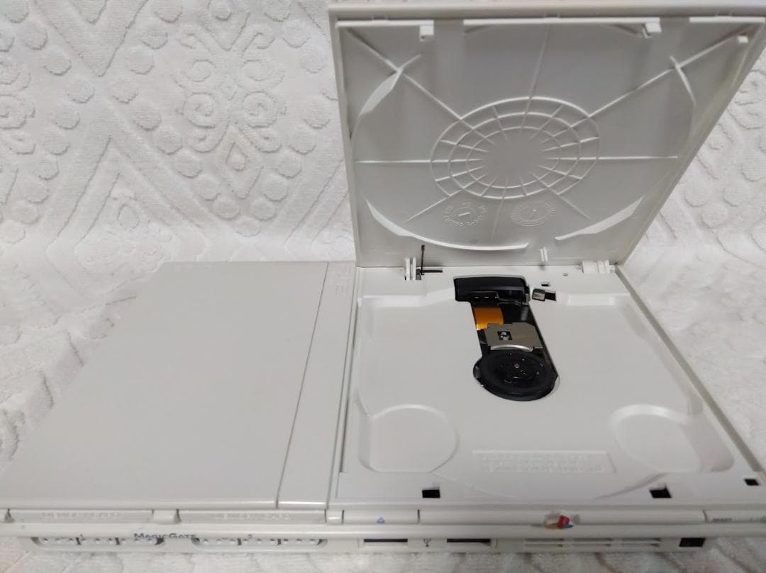 ⭐️完動品✨レンズ交換メンテ済✨SCPH75000 本体 薄型 PS2　※30