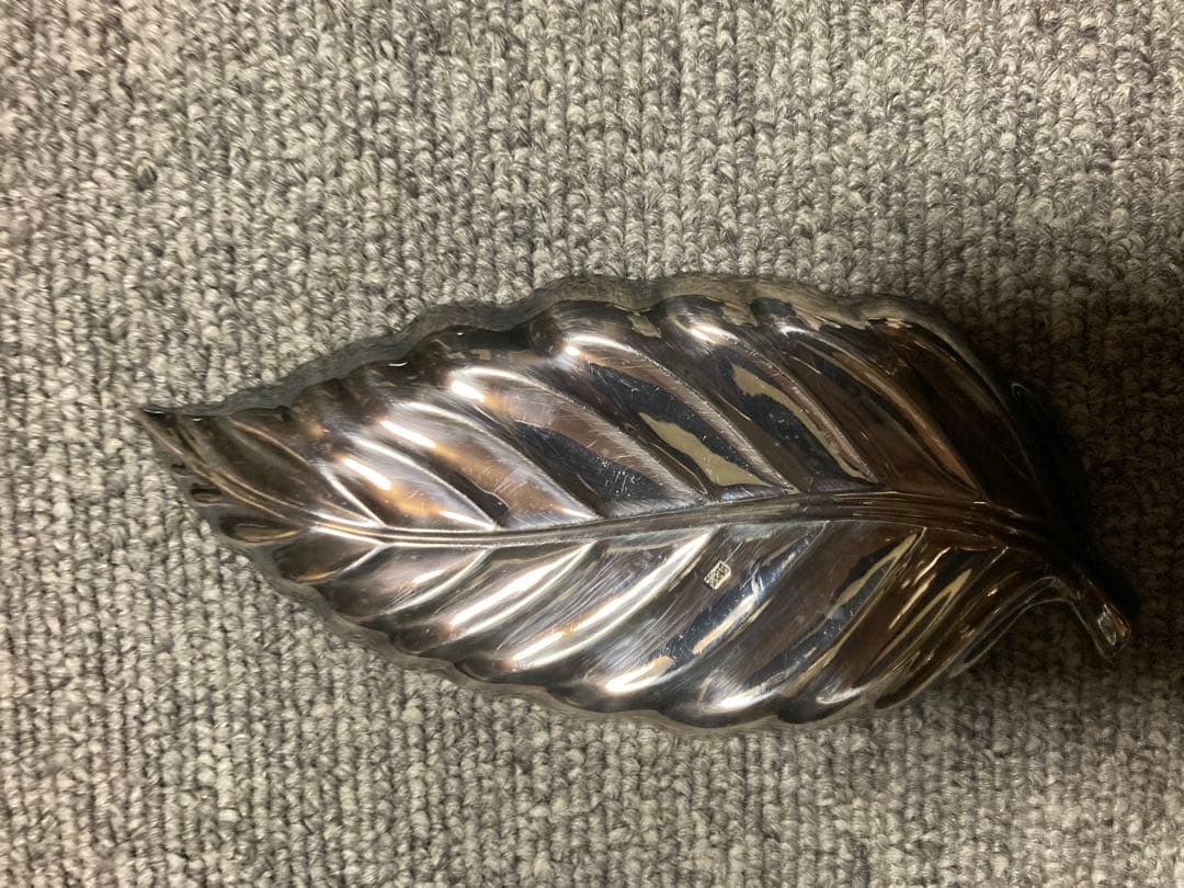 大阪淀屋橋 尚美堂⭐︎銀製未使用葉っぱ型皿 29.23g