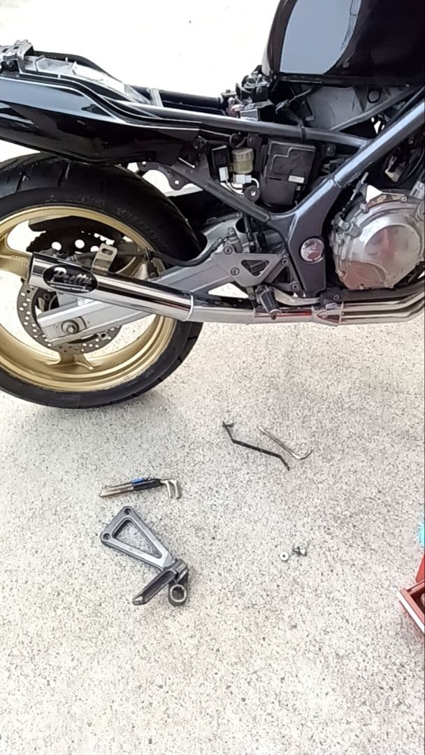 バリオス　プリティーレーシング　マフラー