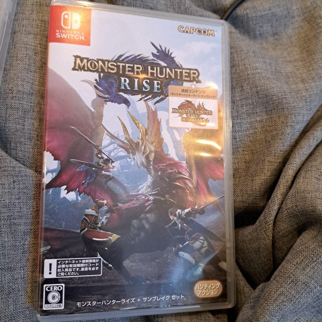 Nintendo Switchカセットまとめ売り４本セット