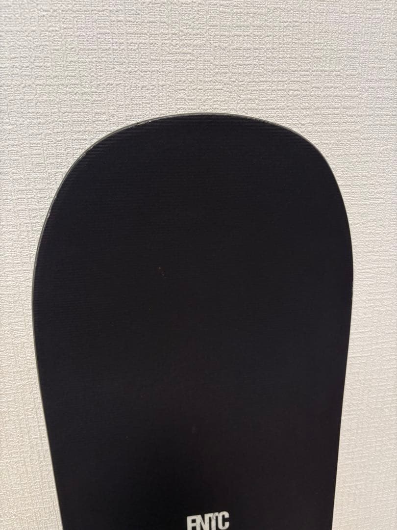 TNTC 143 スノーボード FLUXバインディングS、ケース付