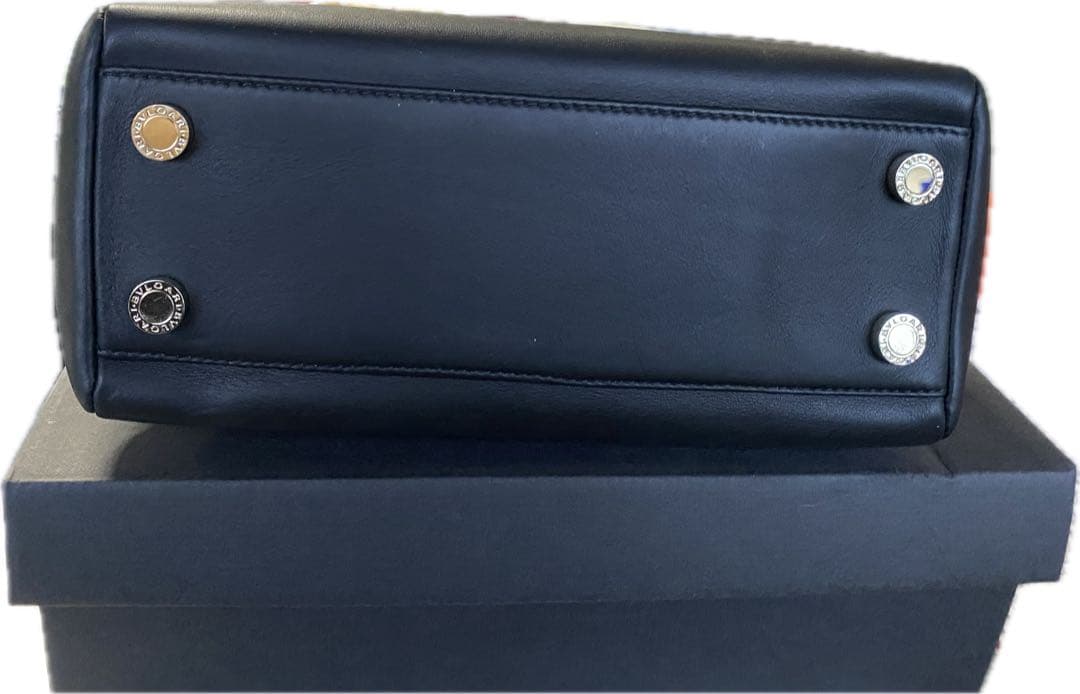 T*i様 【超美品】保証書付　ブルガリ セルペンティス　スカリエ　ショルダーバッ