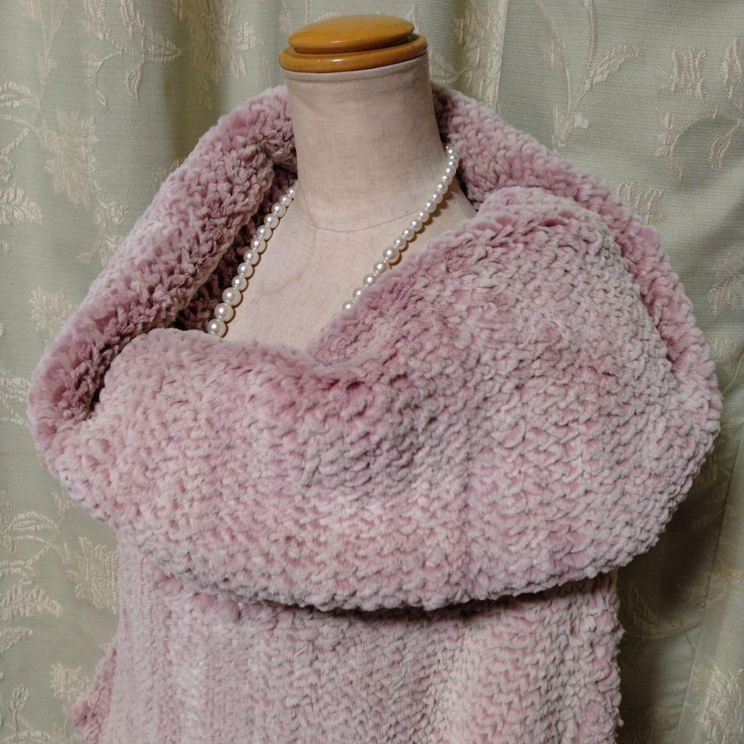 新品同様使用感無し✩イタリア製✩レッキス✩ピンク✩被り✩アウター✩前ポケット有り