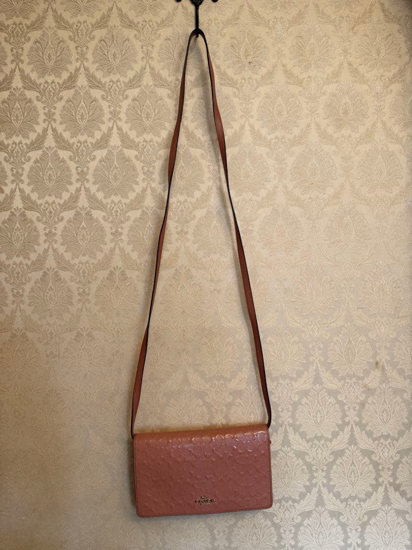 コーチ　COACH お財布ケータイ　斜め掛け　ピンクベージュ