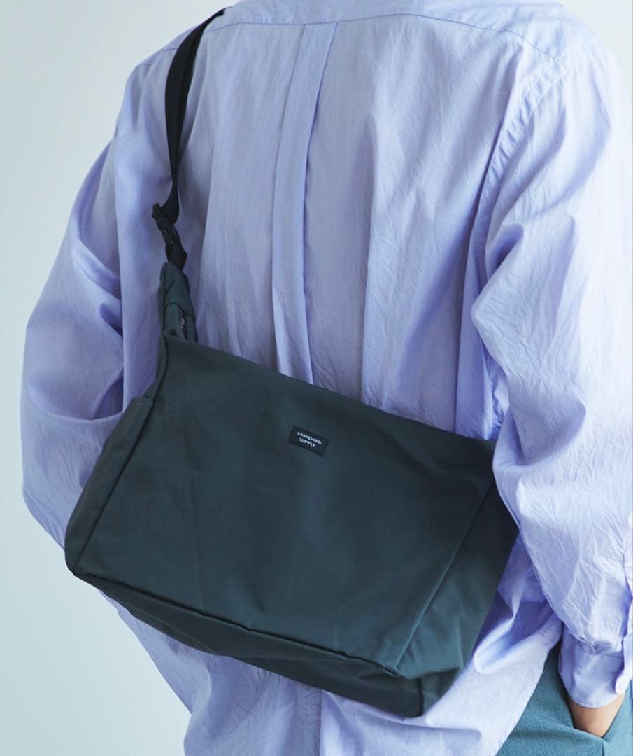 スタンダードサプライ / シンプリシティ / トライアングルショルダー