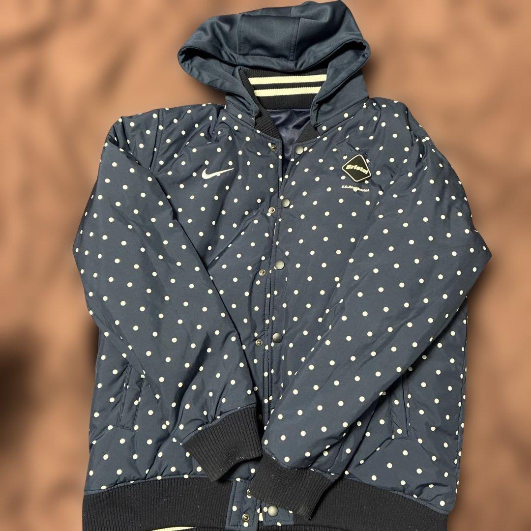 ブリストル✕Nike フード付き ネイビーサテンスタジャン　サイズ Ｌ