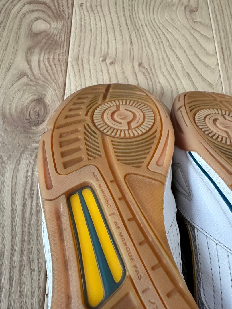 NIKE ナイキ エア ガト(ホワイト)