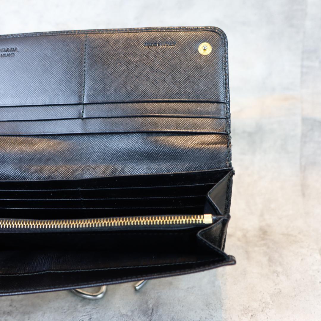 PRADA（プラダ） ロゴプレート 長財布 メンズ レディース