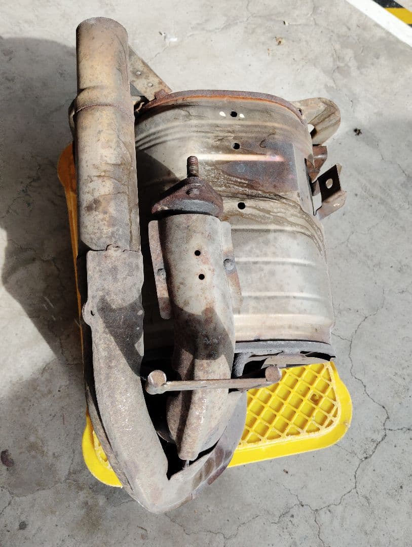 スバルサンバー用リアマフラー一式TV1.TV2用程度良好