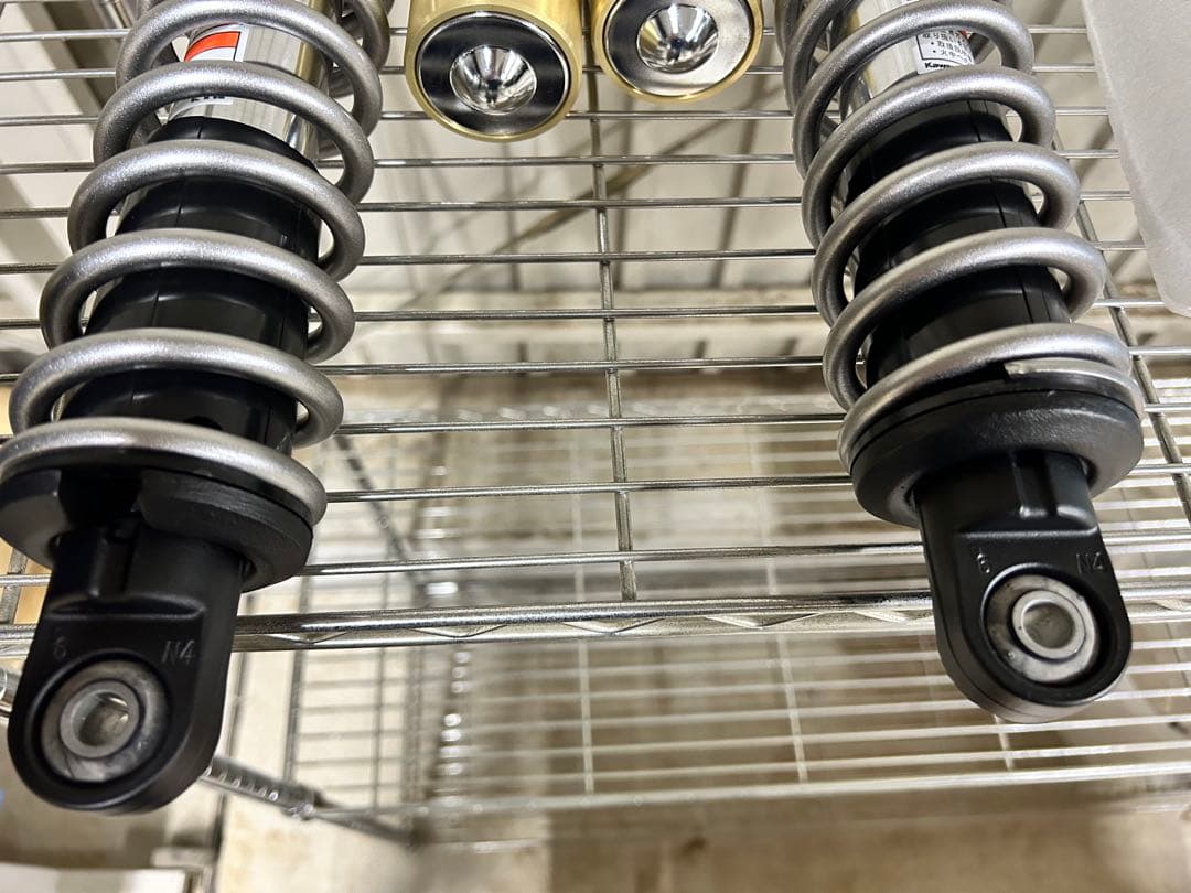 ZRX1200daegサスペンション