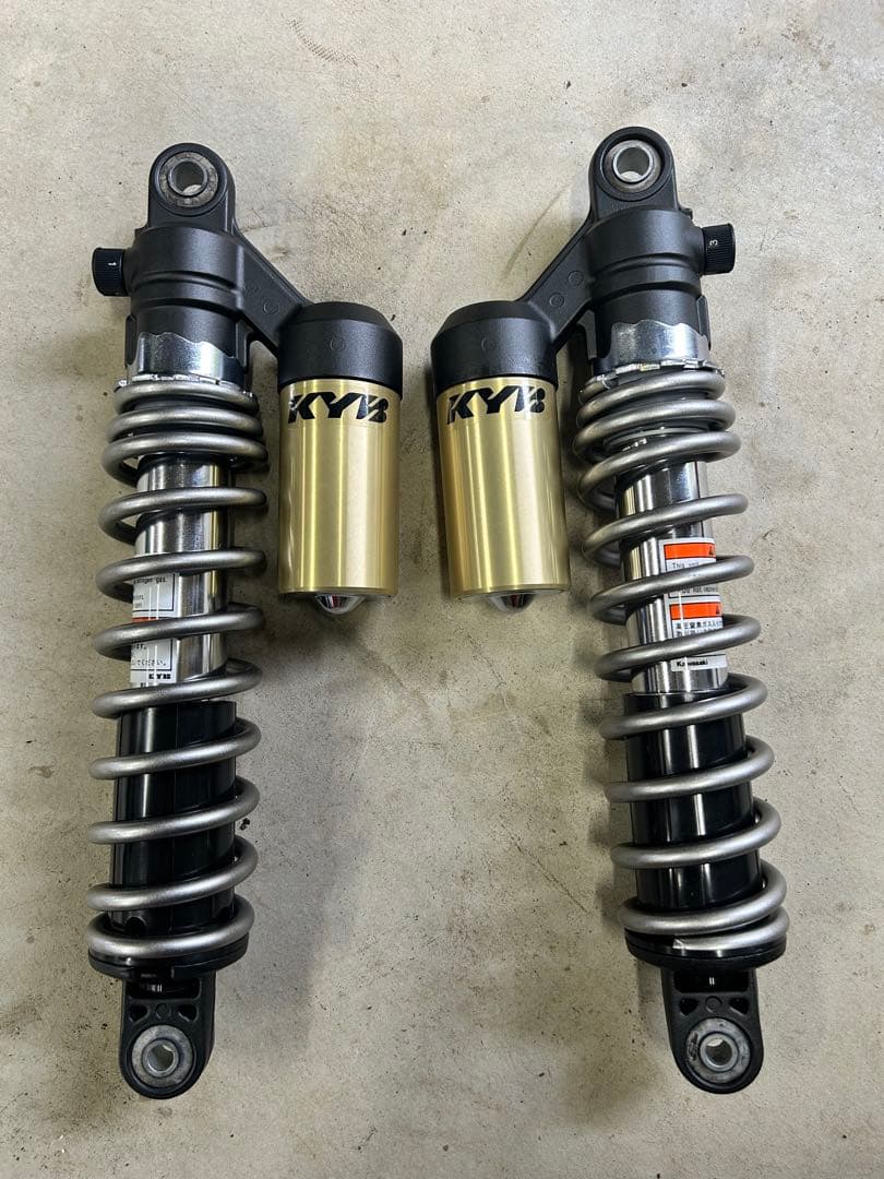 ZRX1200daegサスペンション