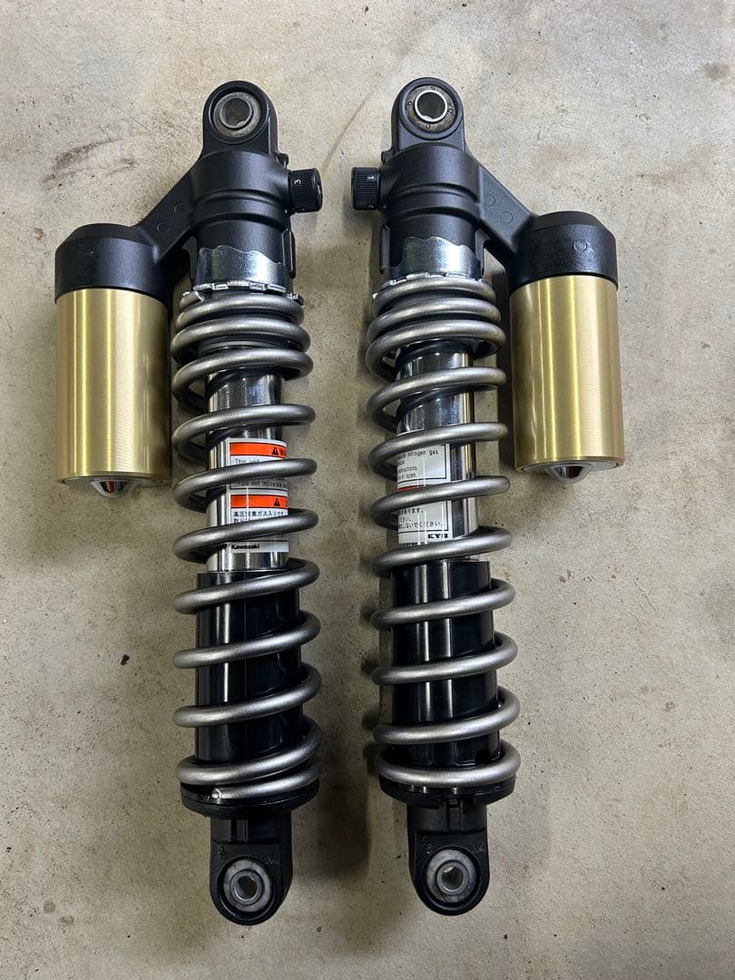 ZRX1200daegサスペンション