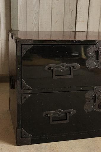 マカロン　時代庄内箪笥　兜金具　時代家具　収納タンス　古家具