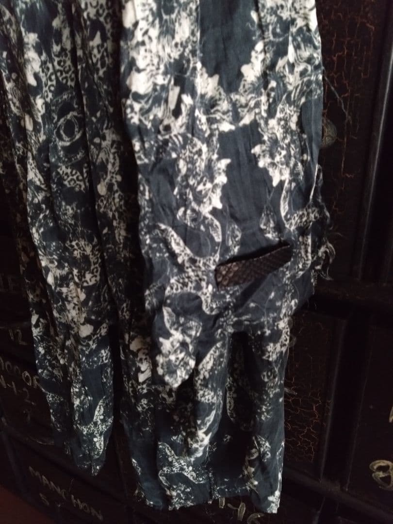 \"激レア\" HYDE着　CUT―OFF SILK STOLE