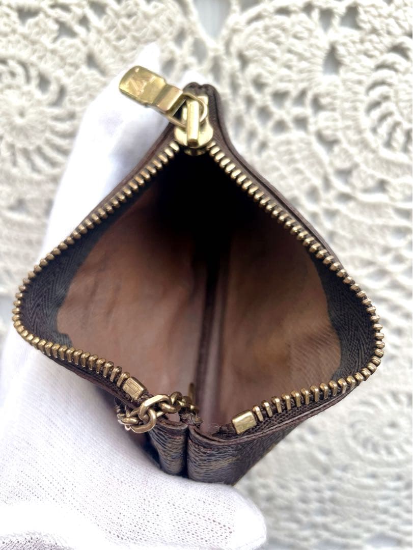 LOUIS VUITTON ルイヴィトン ポシェットクレ　モノグラム