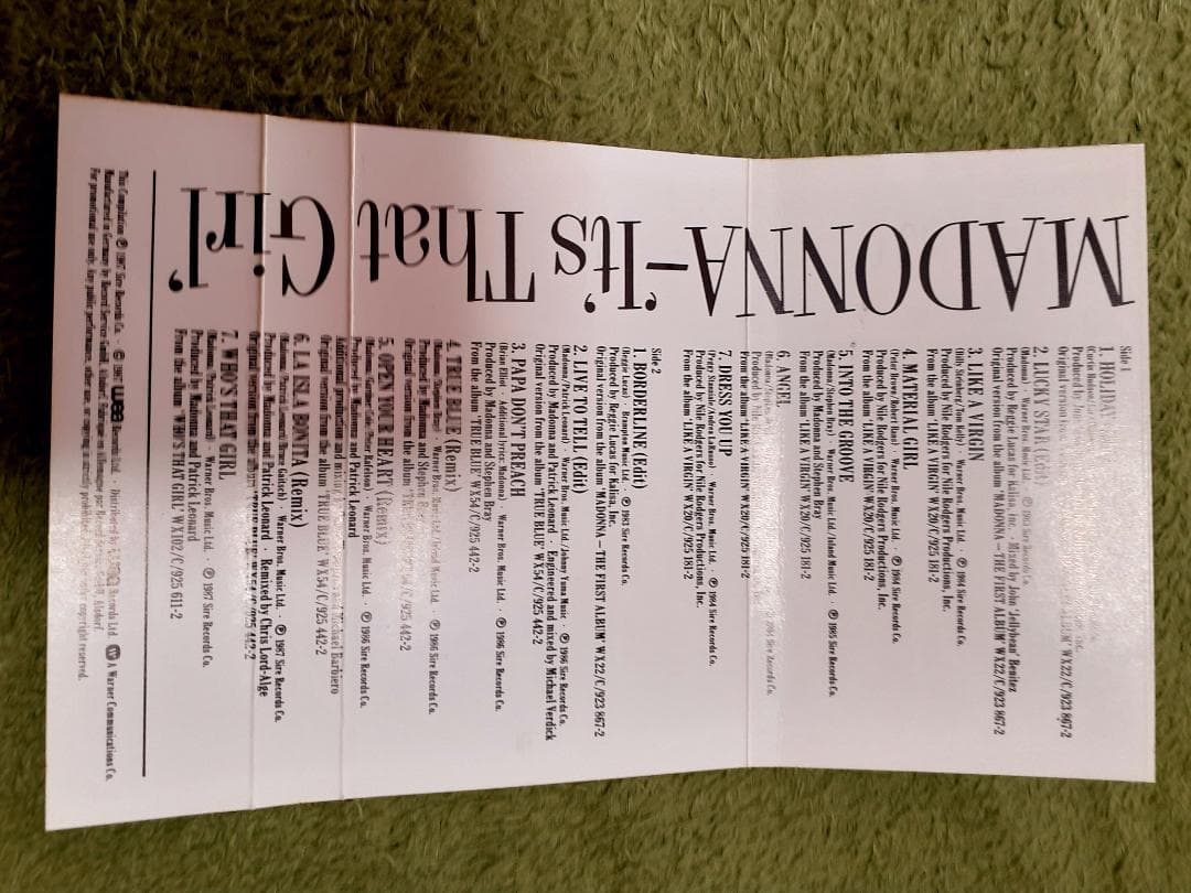 マドンナ　It's That Girl　UK製 貴重 シングルベスト集 カセット