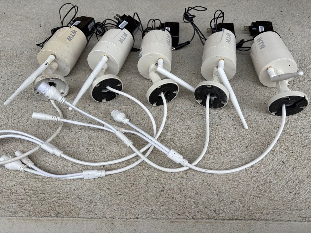 塚本無線 防犯カメラセット／5台＋録画機能付モニター/2TB/wtw eagle
