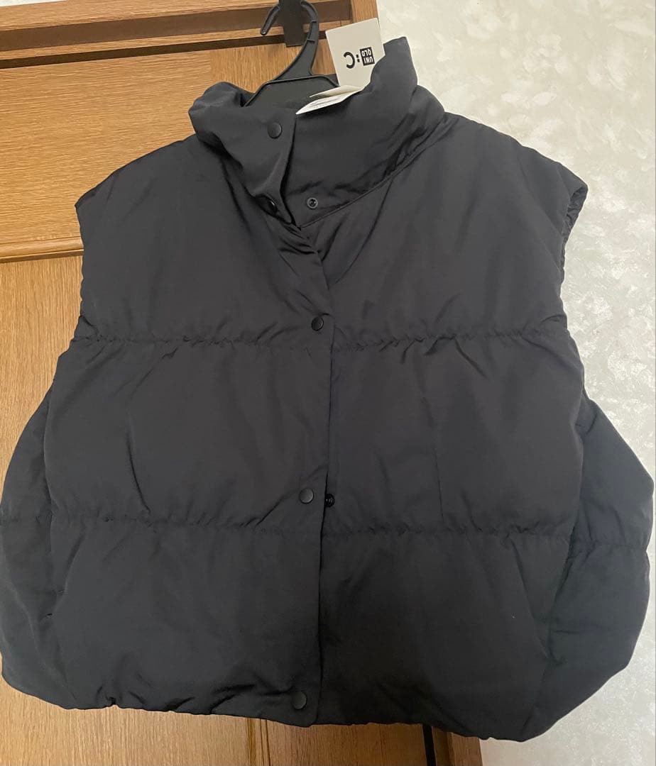 UNIQLO C ダウンクロップドベスト　黒Mサイズ