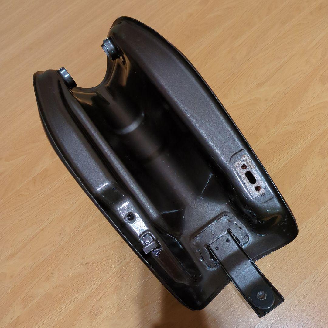 250TR ガソリンタンク