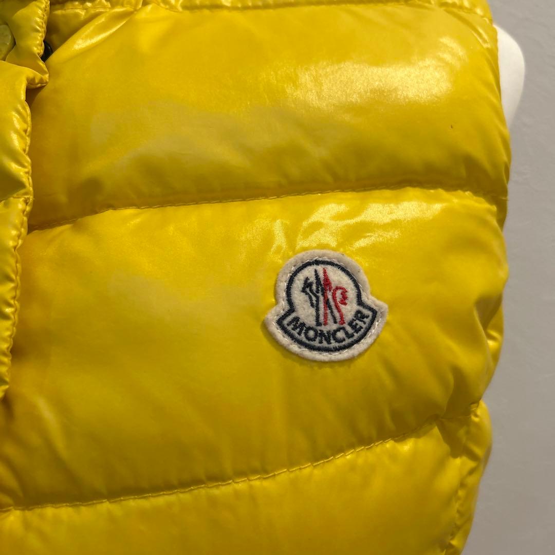 美品MONCLER ダウンベストレディース
