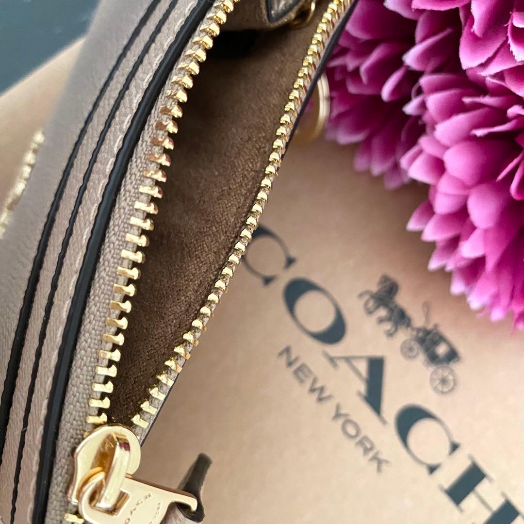 ❤︎ 新品 COACH コーチ ケース 小銭入れ ベージュ