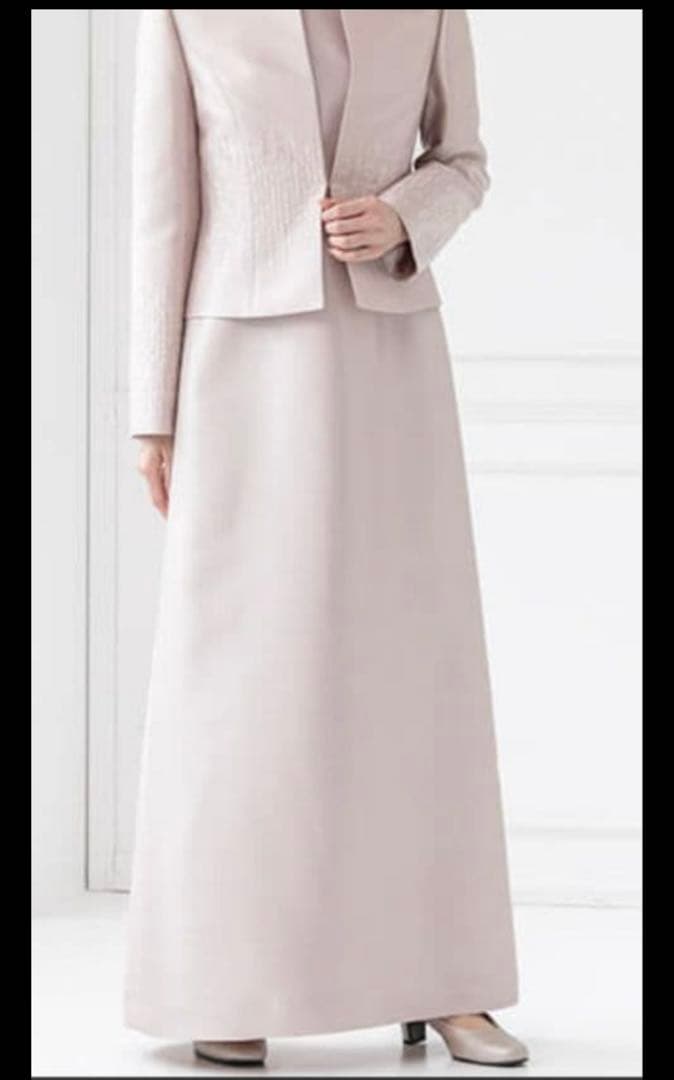 フォーマルロングワンピースと上着コサージュ