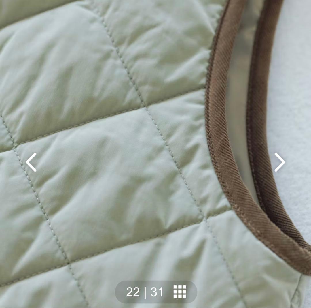 毎日着回したいキルティングベスト　よしいちひろさんコラボ　ライトカーキ　完売品