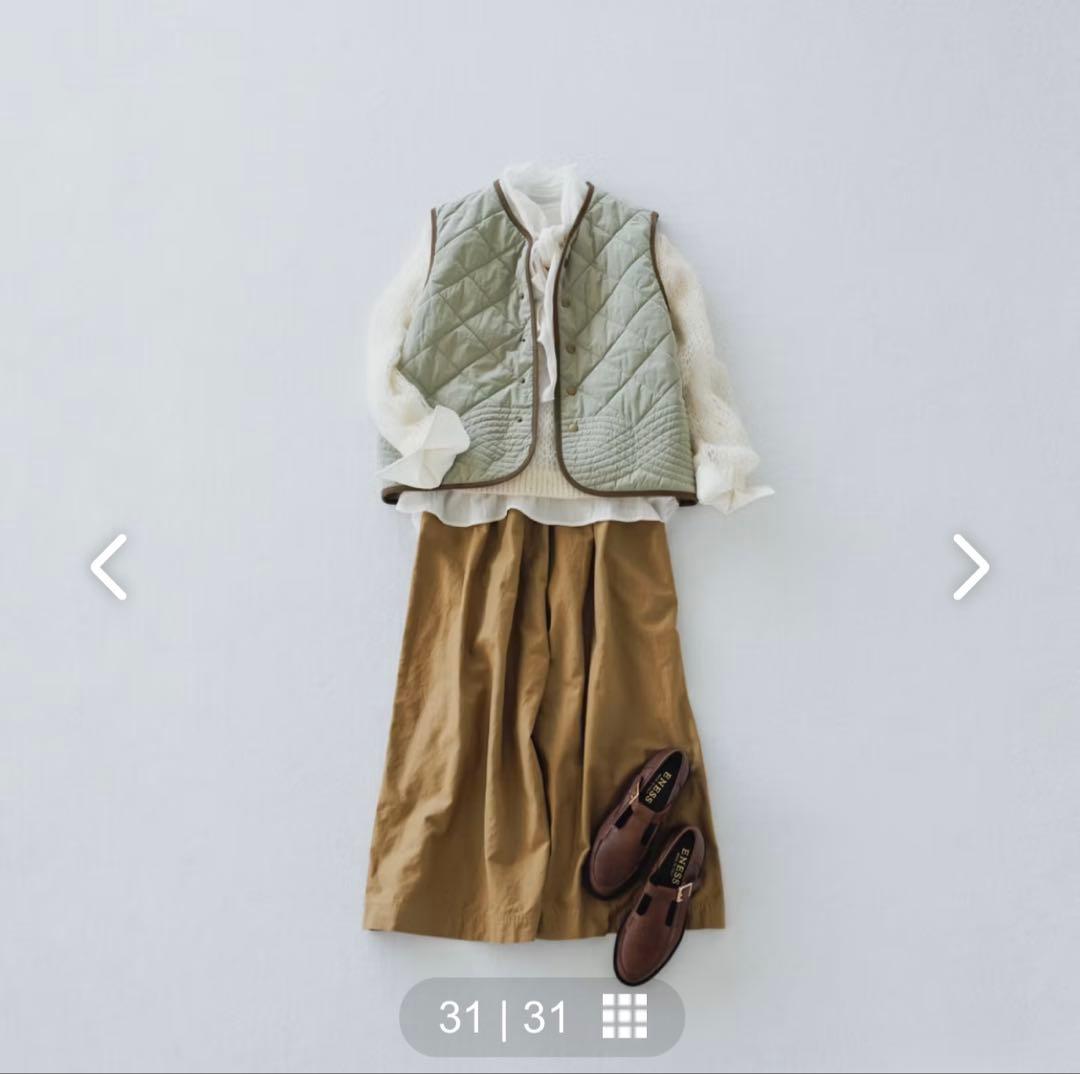 毎日着回したいキルティングベスト　よしいちひろさんコラボ　ライトカーキ　完売品