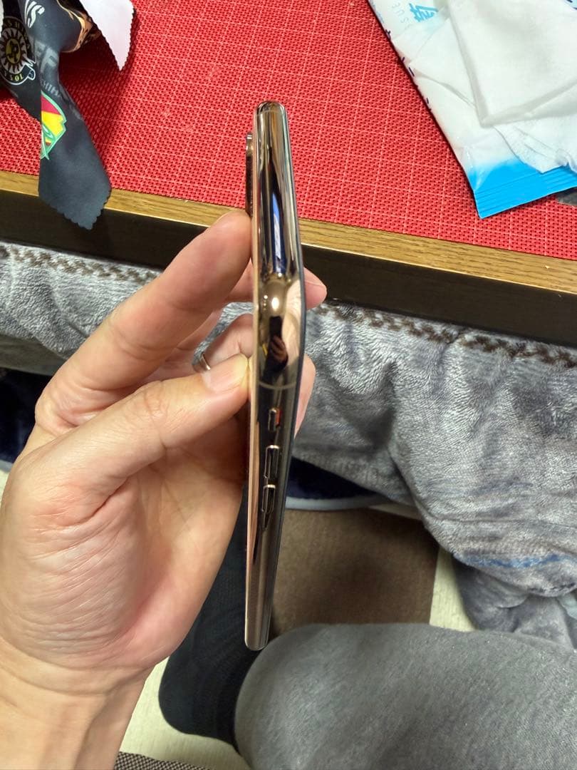 【美品】Apple iPhone Xs Max 64GBゴールド SIMフリー