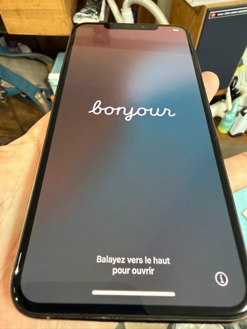 【美品】Apple iPhone Xs Max 64GBゴールド SIMフリー