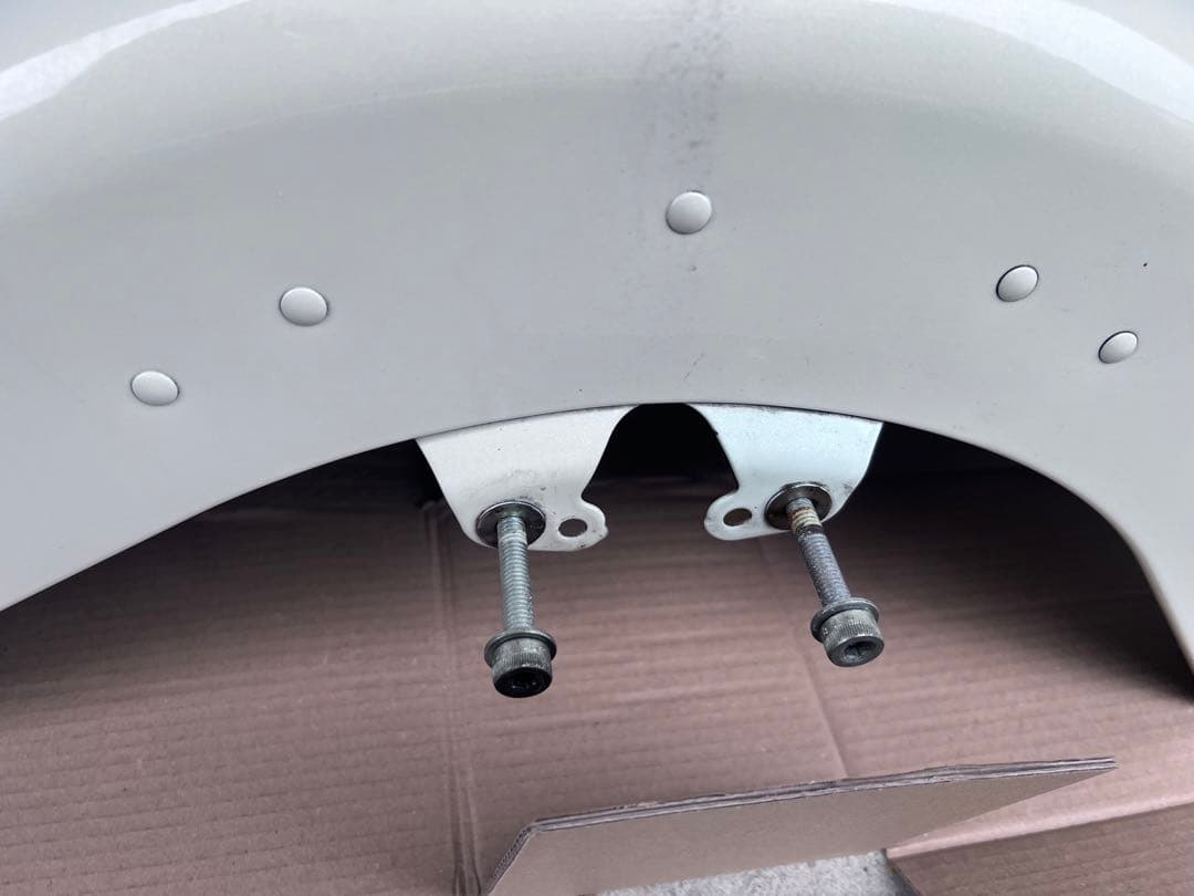 2018年式 FLTRXS 純正フロントフェンダー