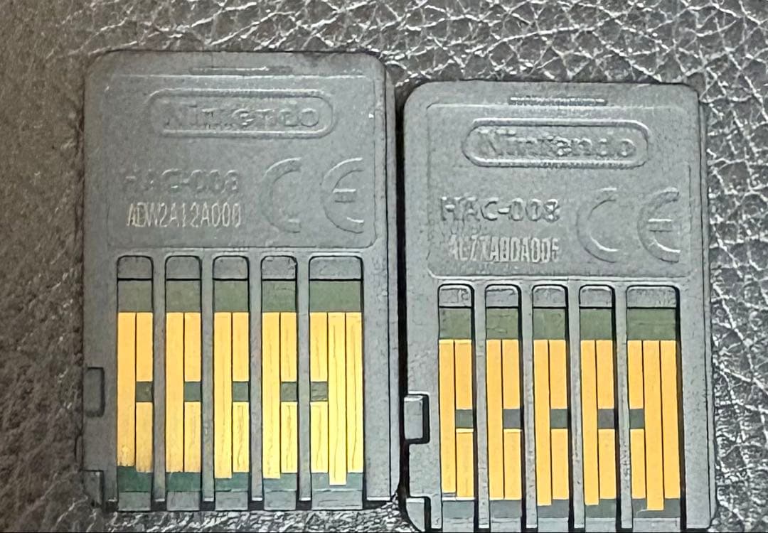 ポケモンソフト　2点　スカーレット・レッツゴーピカチュウSwitchソフト