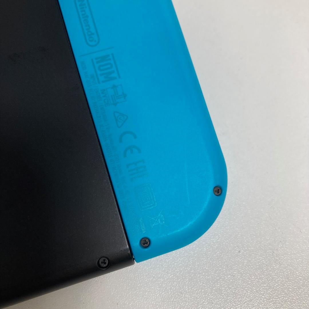 任天堂　ニンテンドー　Nintendo Switch　ネオンブルー・ネオンレッド