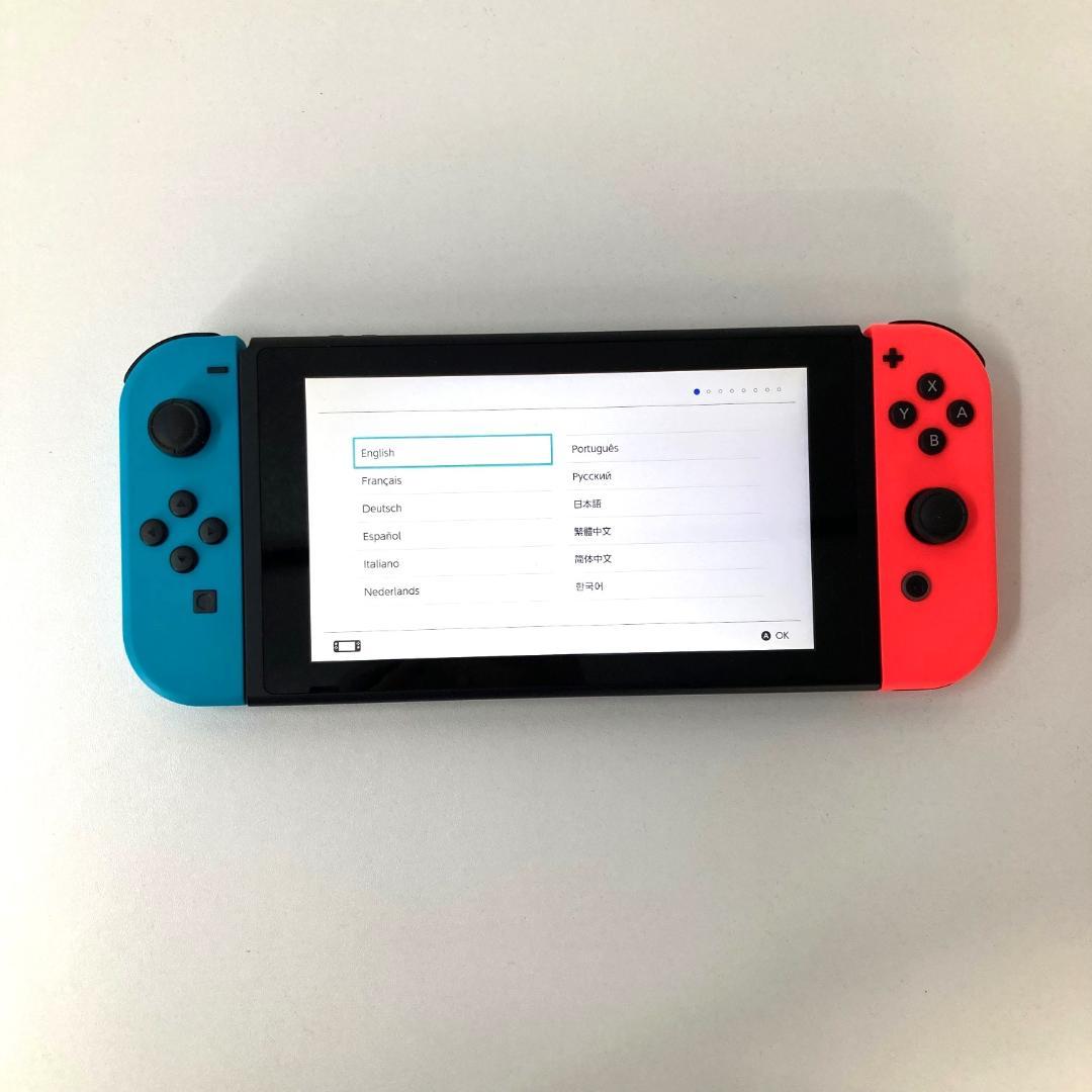 任天堂　ニンテンドー　Nintendo Switch　ネオンブルー・ネオンレッド