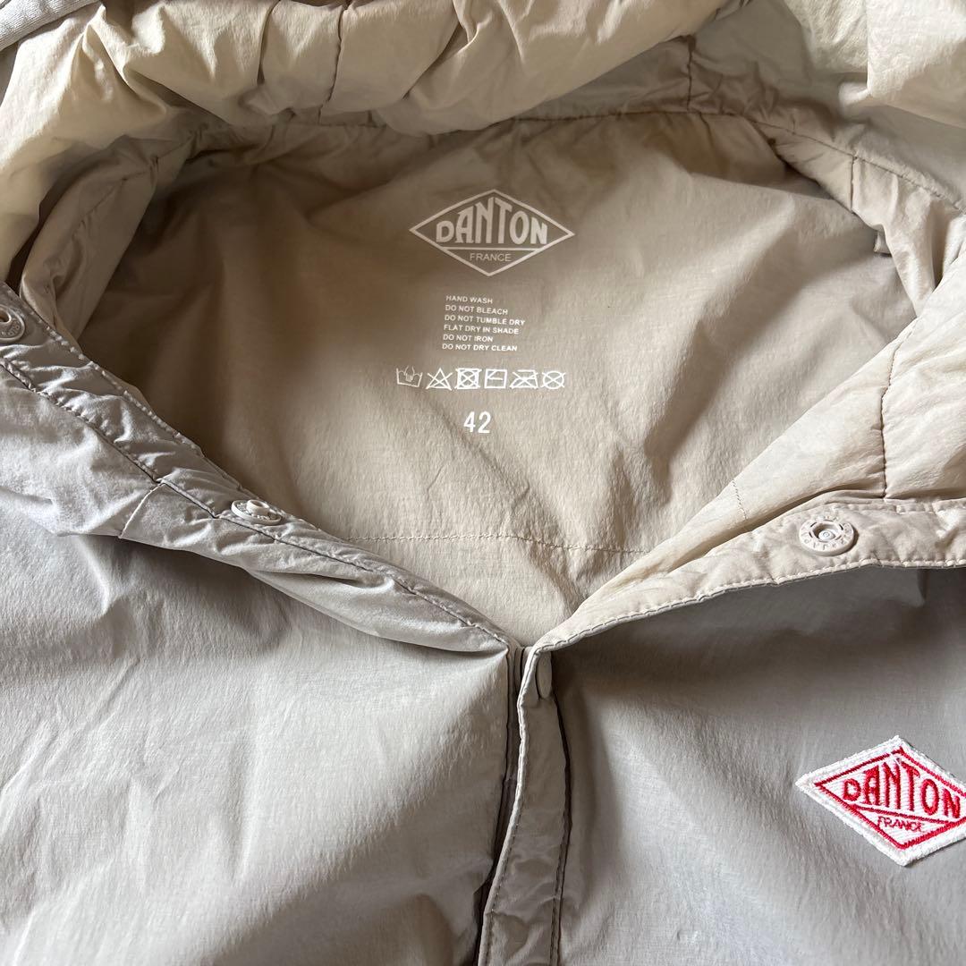 週末限定価格　DANTON インサレーションフードジャケット　42 トープ　旧型