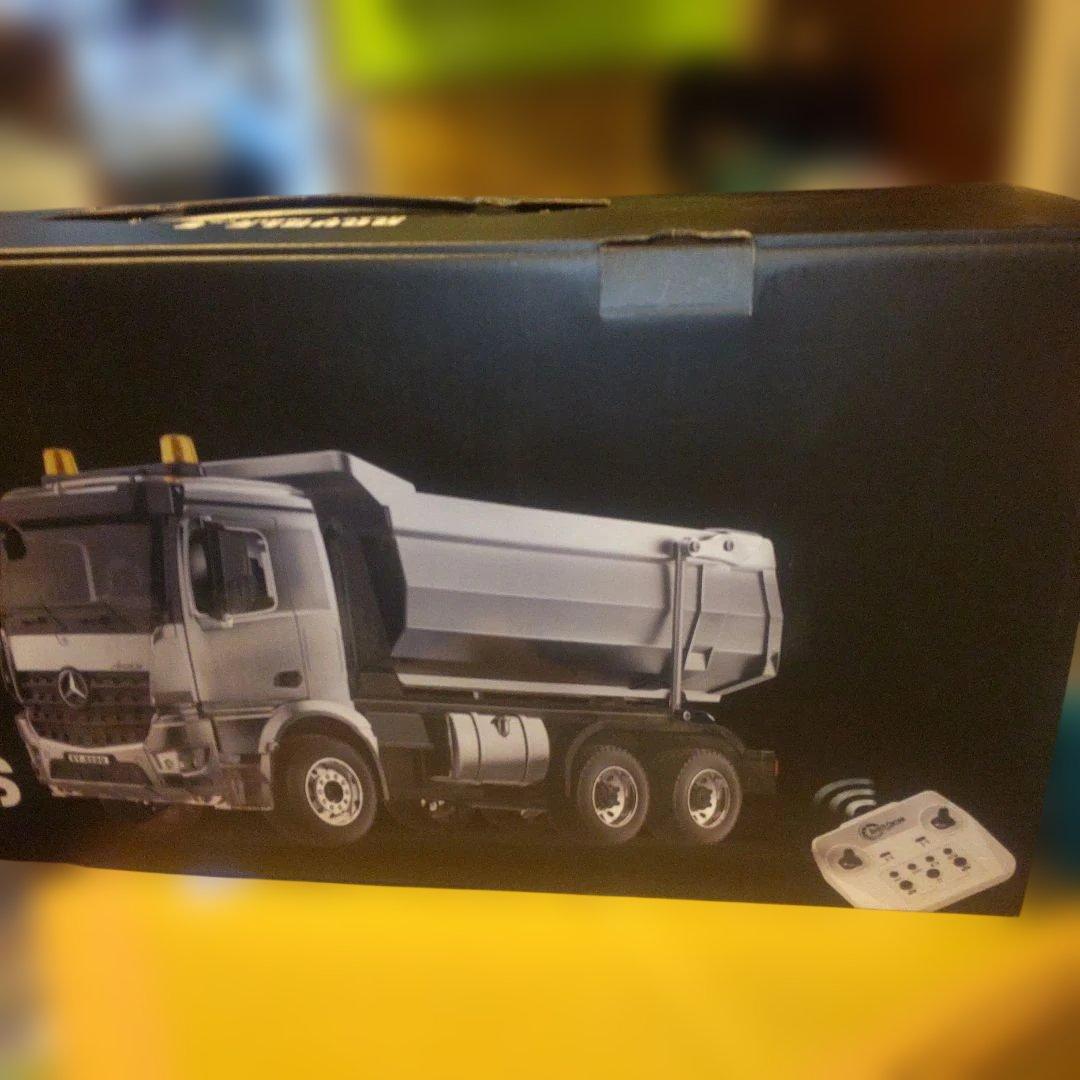 Mercedes-Benz Arocs Dump Truck　　1/20