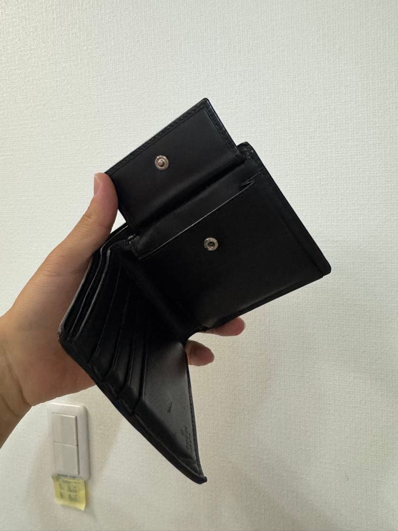 Gucci 二つ折り財布 黒/赤/青