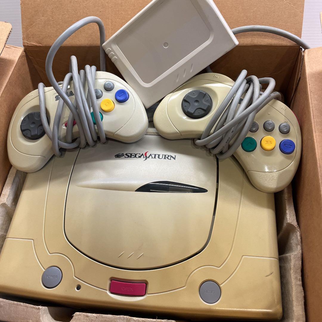 セガサターン HST-0014 ゲーム機本体　箱あり