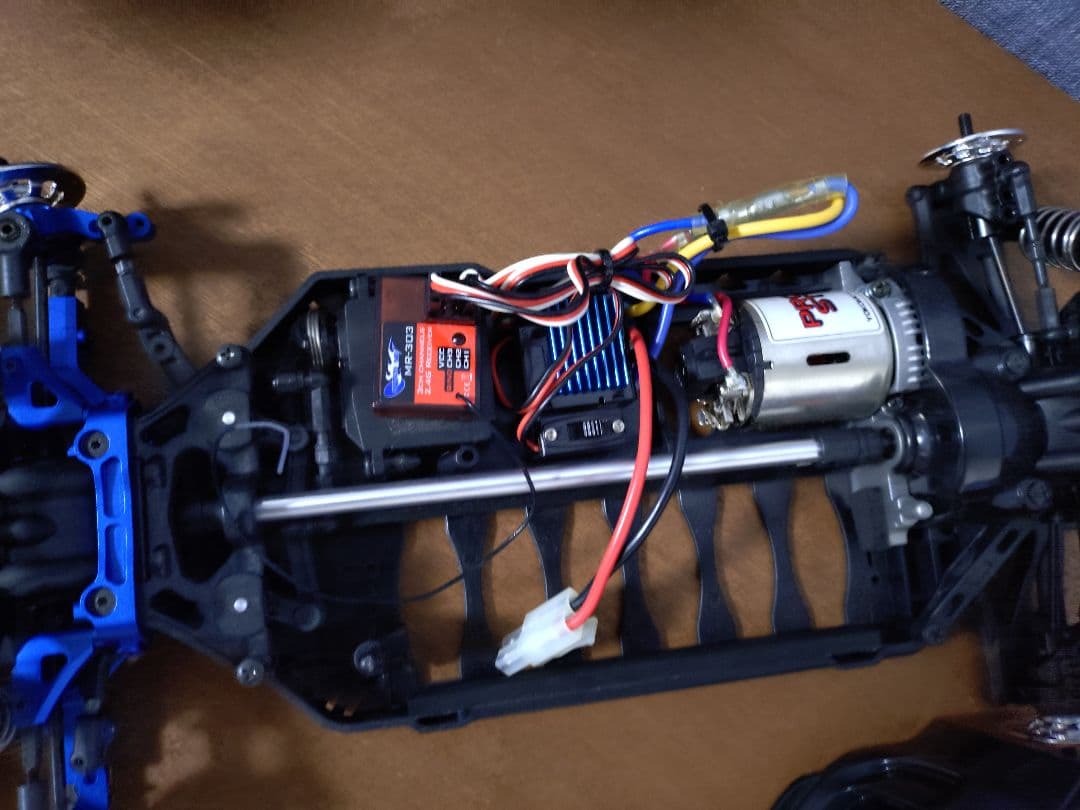 ラジドリセット＆ボディー＆プロポ受信機、送信機